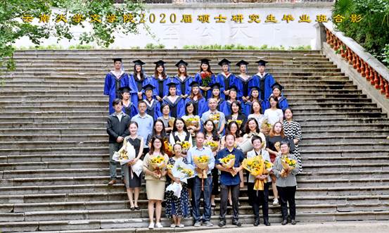 说明: 说明: 说明: （2020届）38+2x2020届硕士研究生毕业班合影 6x10寸38张