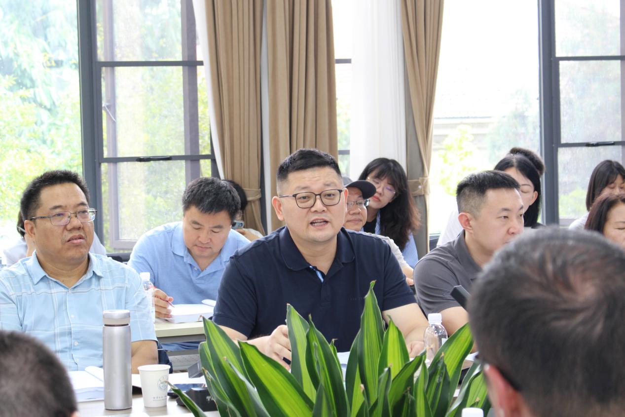 1dfc8ecc2be990c2c572a514502b632